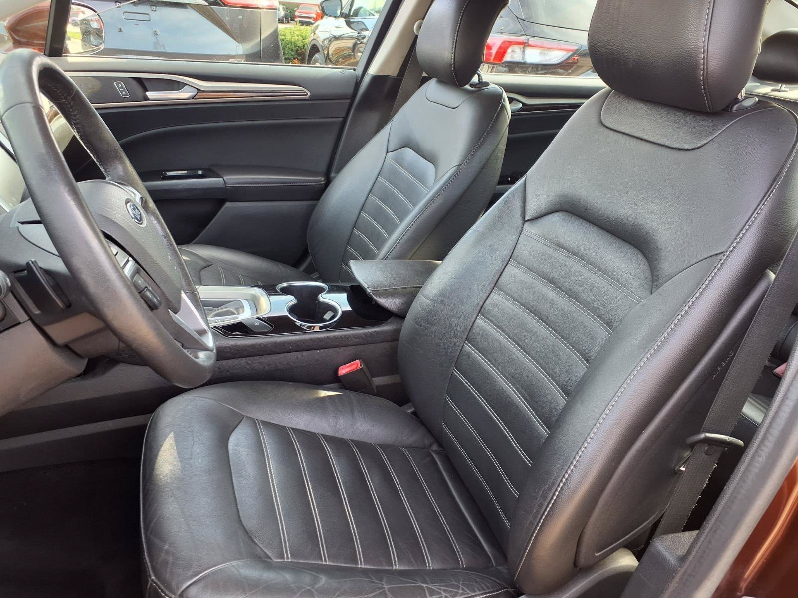Used 2015 Bronze Fire Metallic Tinted Clearcoat Ford SE image 5