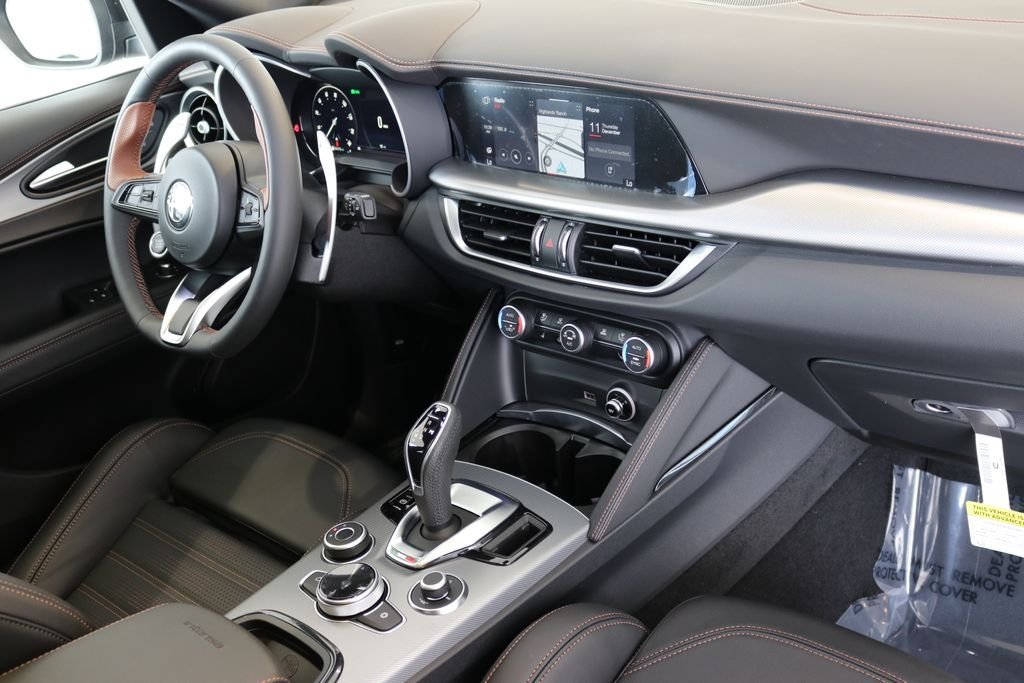 2025 Alfa Romeo Stelvio Intensa - Photo 45