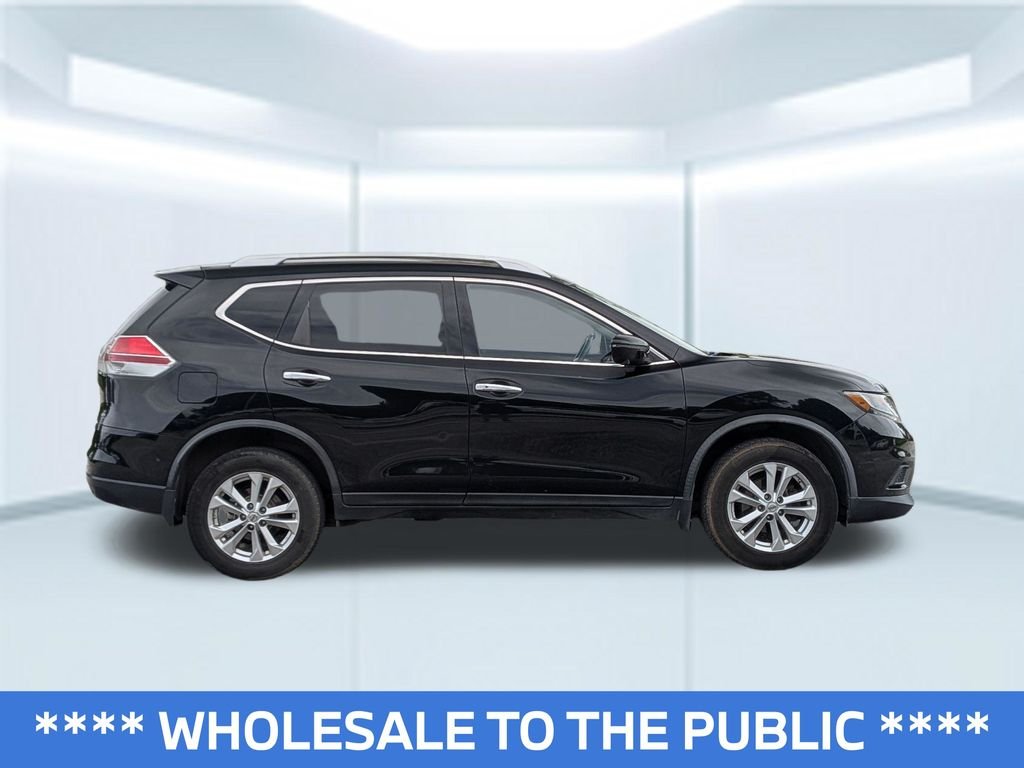Used 2016 Black Nissan SV image 9