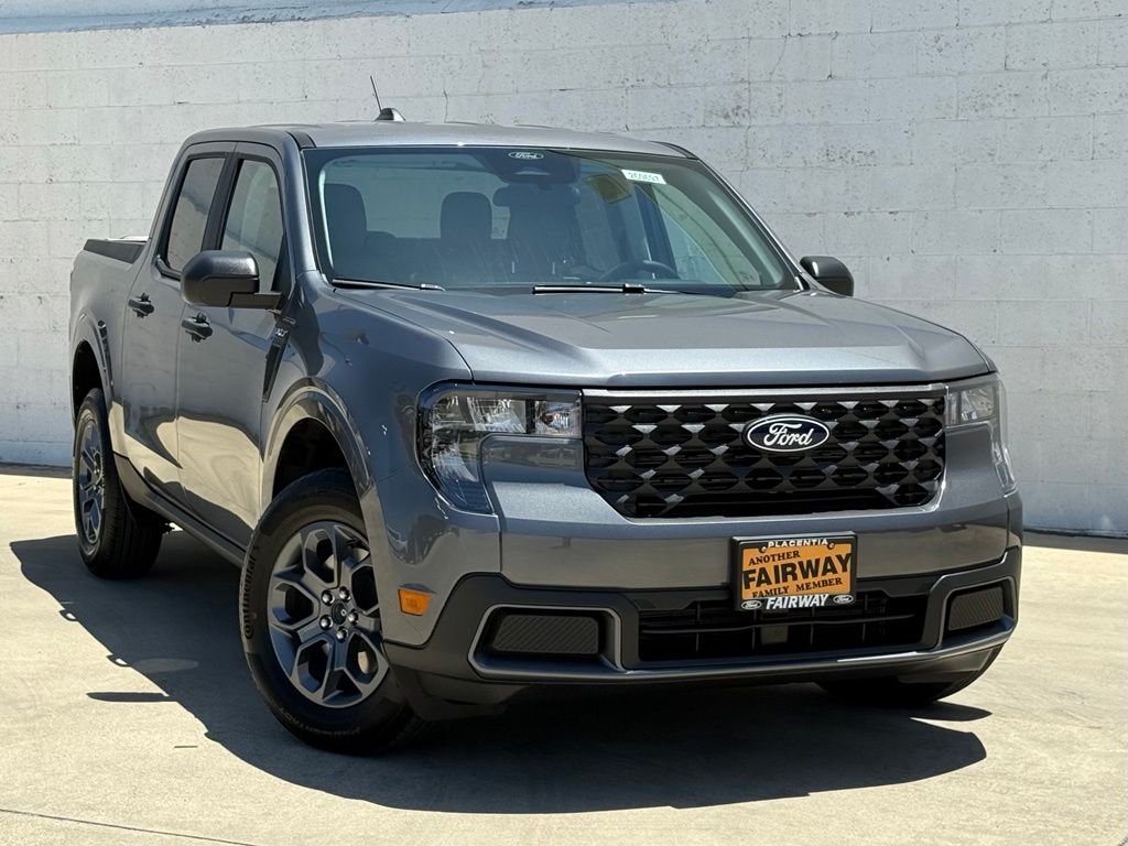 New 2026 Carbonized Gray Metallic Ford XLT image 2