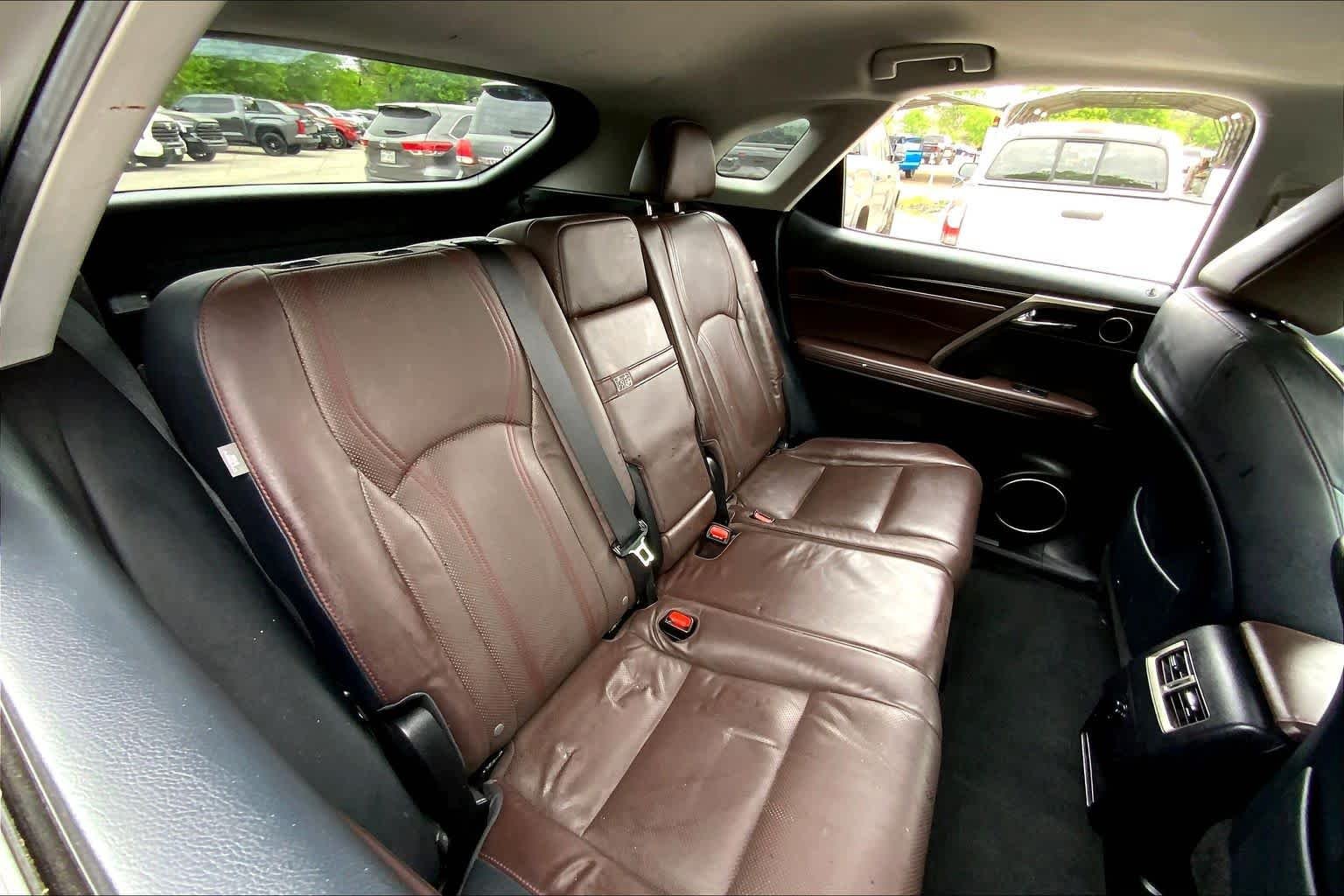 Used 2019 Eminent White Pearl Lexus  image 19