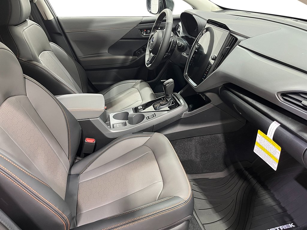 New 2026 MAGNETITE GRAY PEARL Subaru Limited image 28