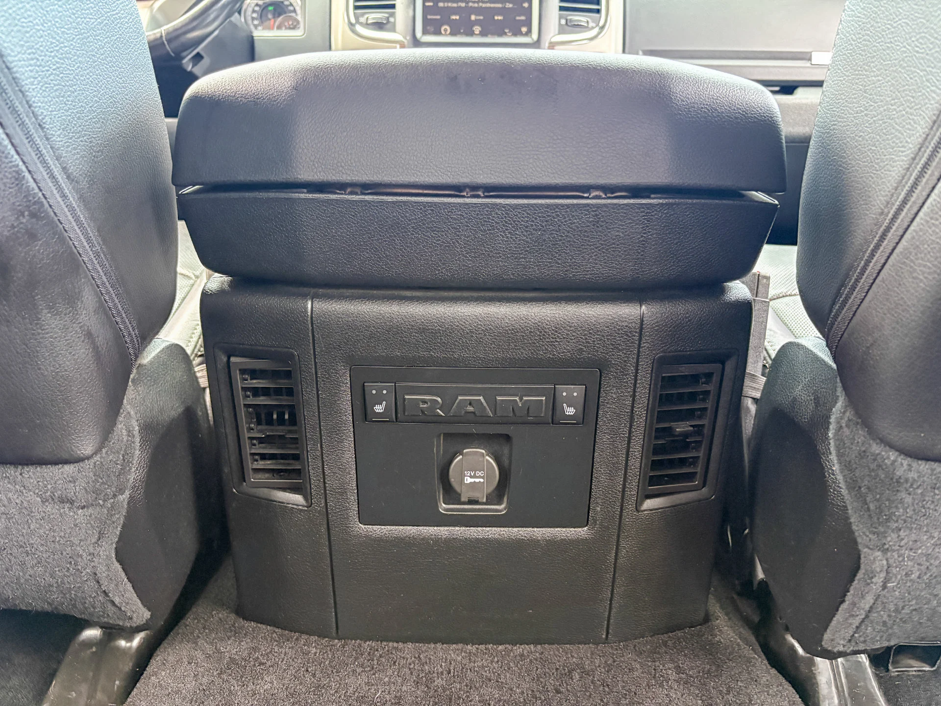 Used 2016 Blue Ram Laramie image 30