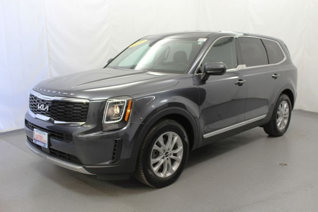 Used 2022 Gravity Gray Kia LX image 4