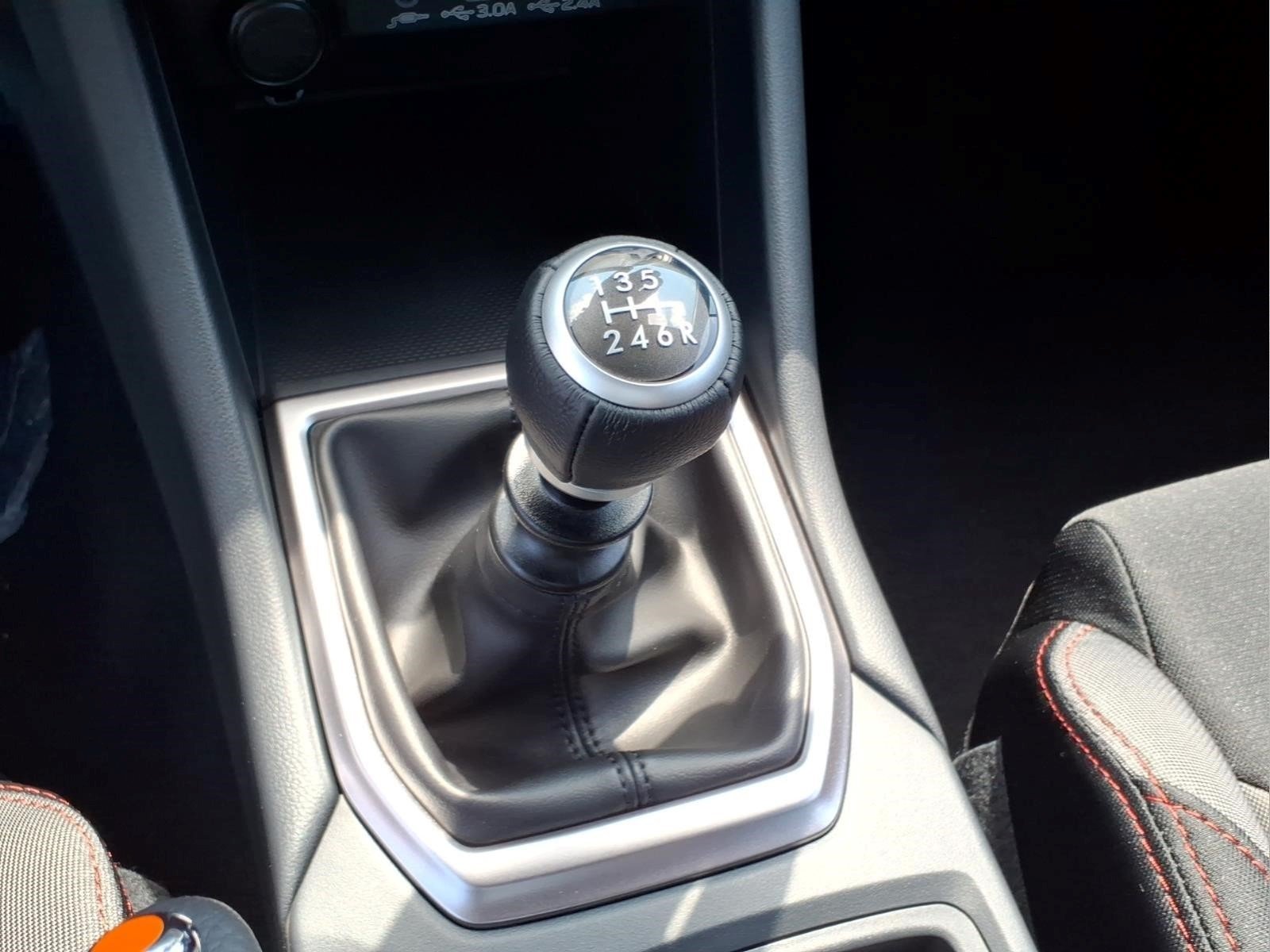New 2026 MAGNETITE GRAY METALLIC Subaru Base image 12