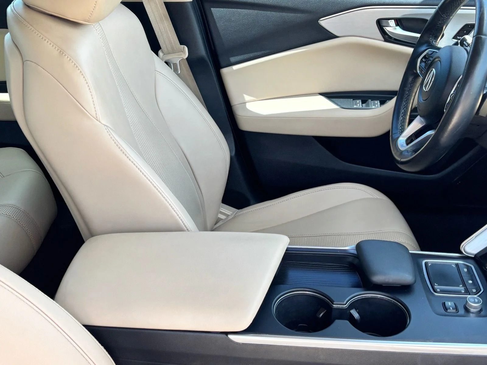 Used 2021 White Acura Technology Package image 9