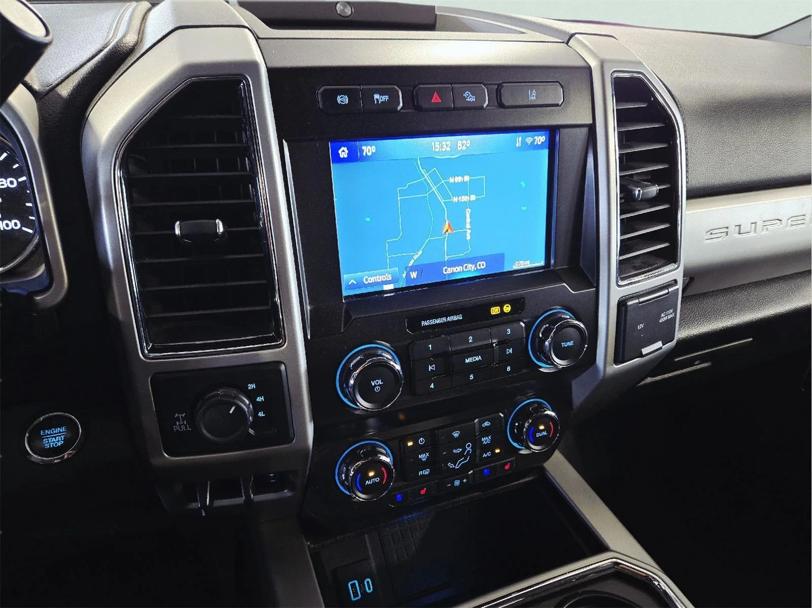 Used 2020 Agate Black Ford Lariat image 24