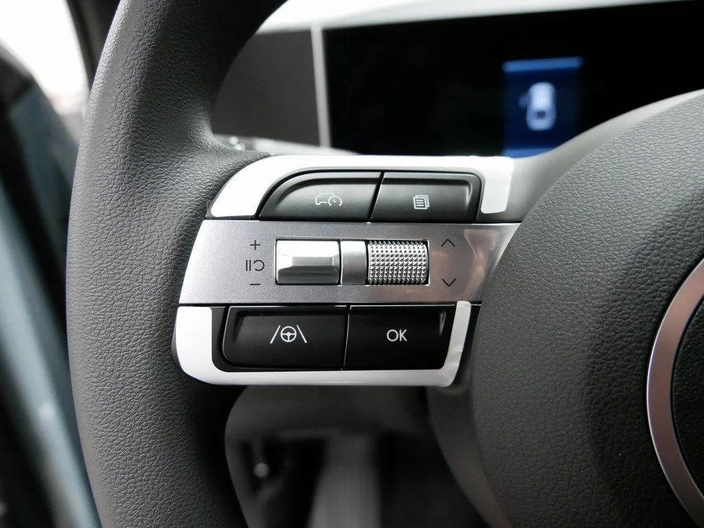 Used 2026 Blue Hyundai SEL image 18