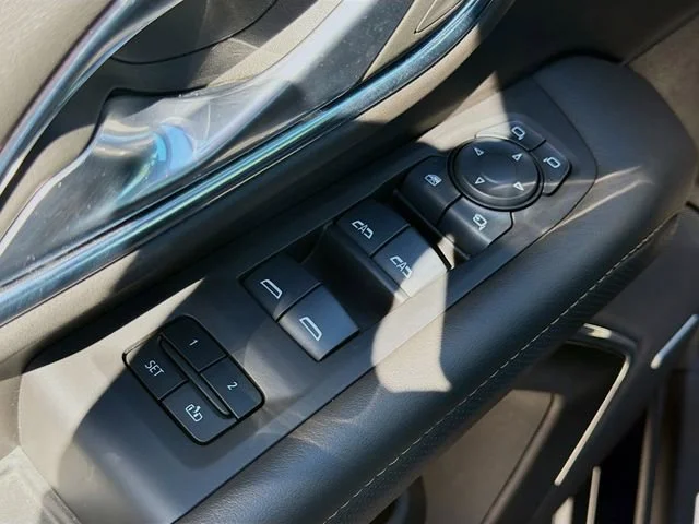Used 2024 Titanium Rush Metallic GMC AT4 image 25