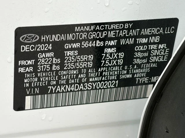Used 2025 White Hyundai SEL image 36