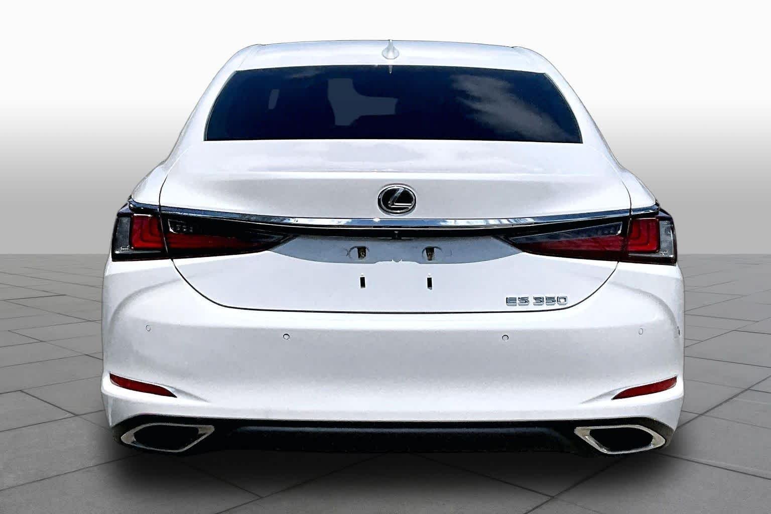 Used 2024 Eminent White Pearl Lexus  image 5