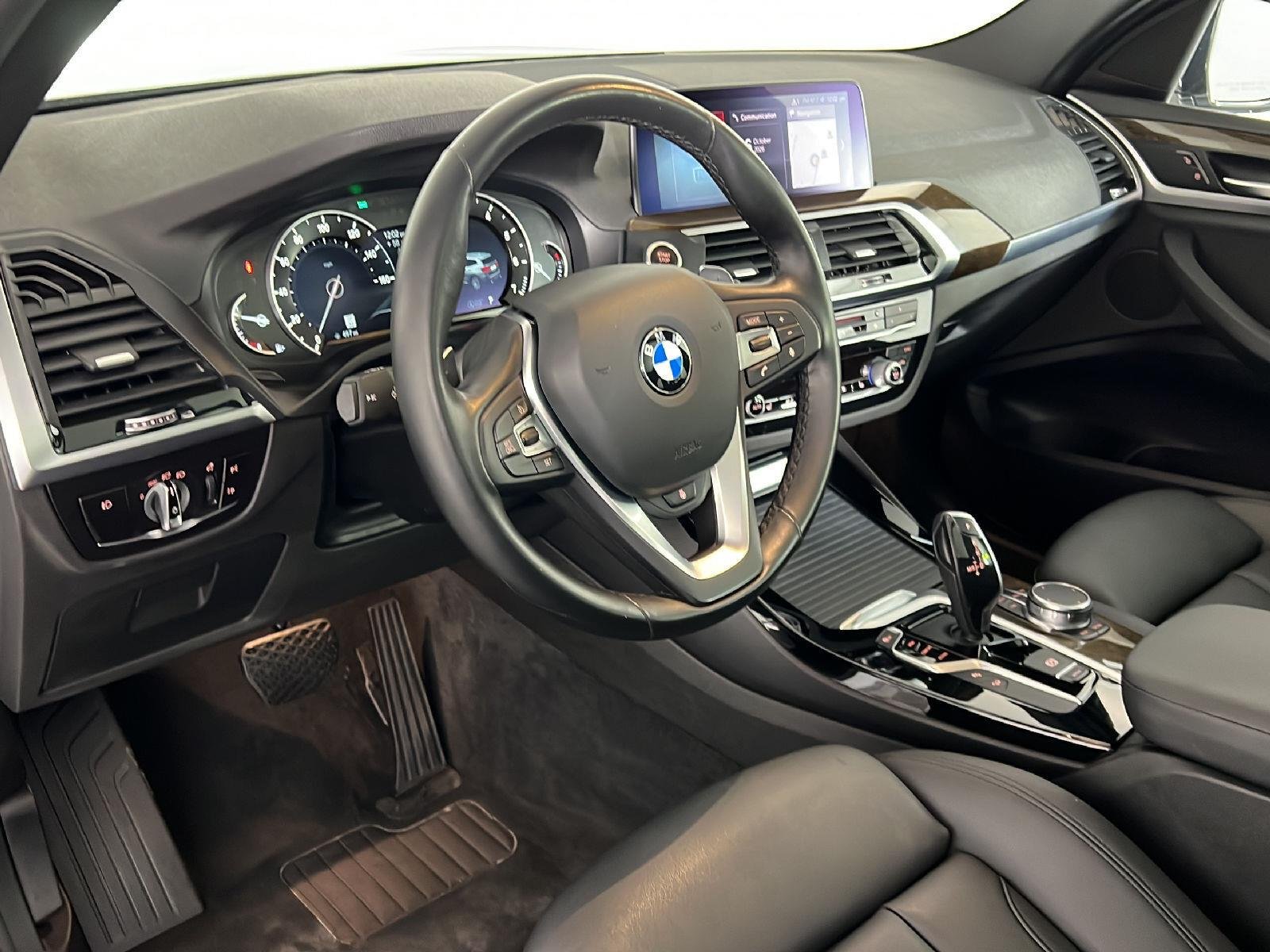Used 2019 Glacier Silver Metallic BMW xDrive30i image 2