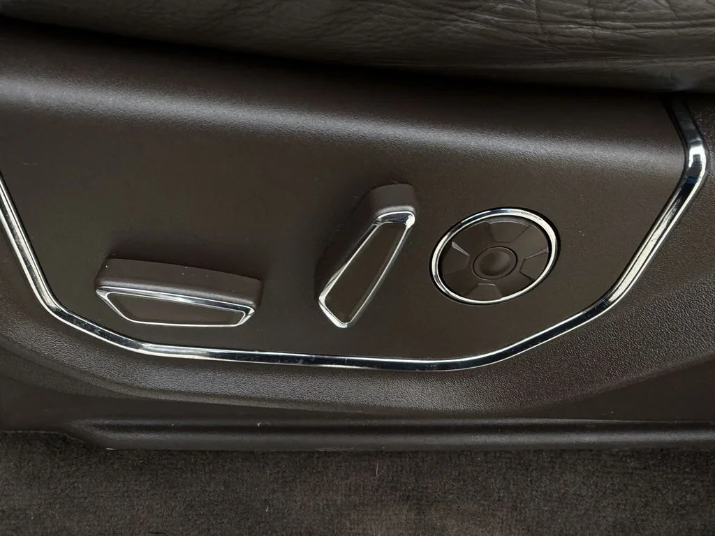 Used 2016  Ford King Ranch image 27