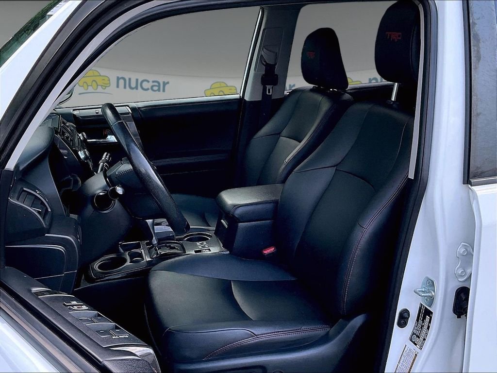 Used 2019 White Toyota SR5 image 10