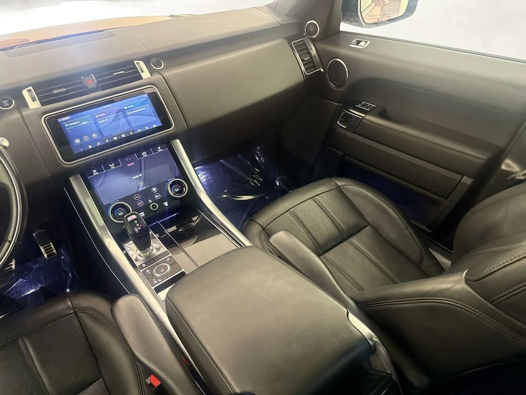 Used 2021 Red Land Rover HSE Silver Edition image 23