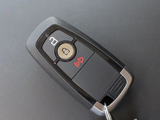 New 2026 Carbonized Gray Metallic Ford Big Bend® image 28