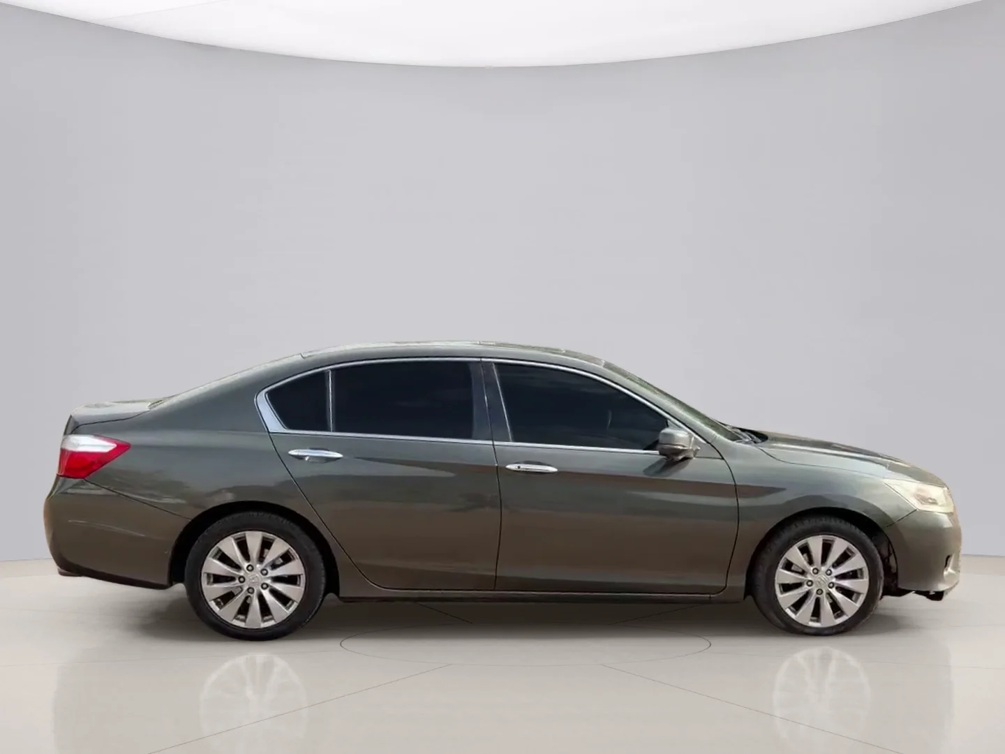 Used 2013 Gray Honda EX-L image 6