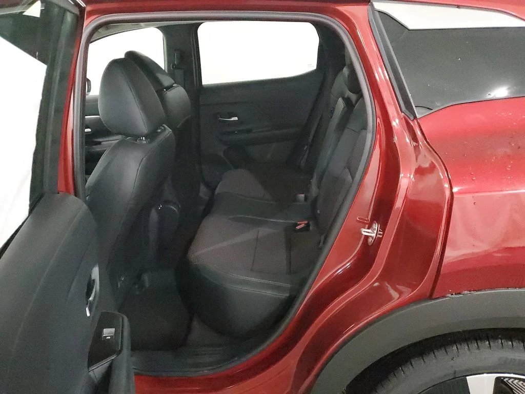New 2026 Scarlet Ember Tintcoat Nissan SR image 25