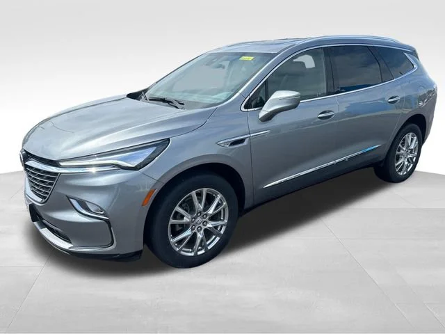Used 2024 Moonstone Gray Metallic Buick Essence image 1