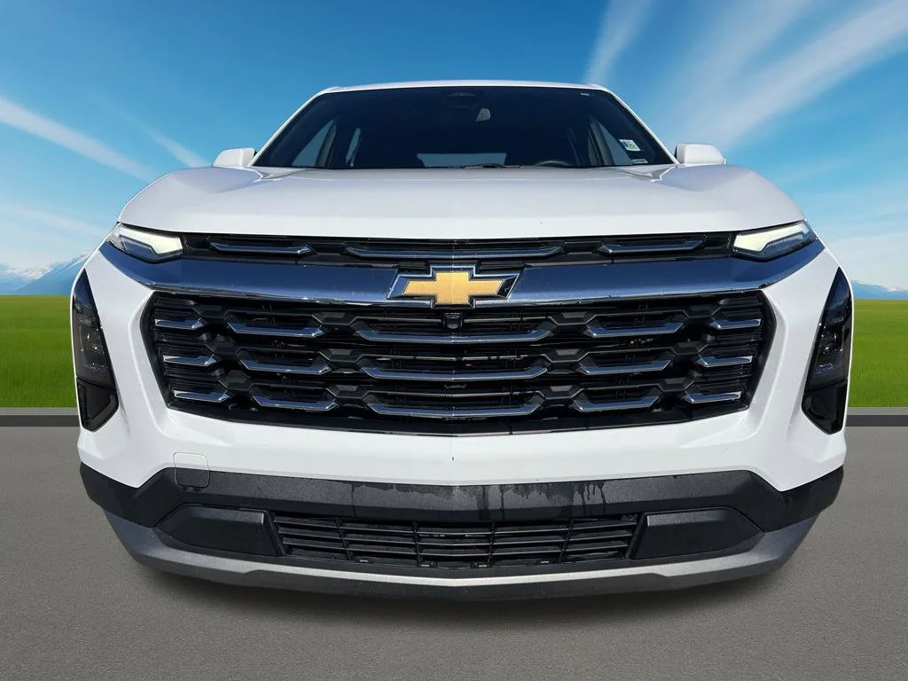 Used 2026 Summit White Chevrolet LT image 2