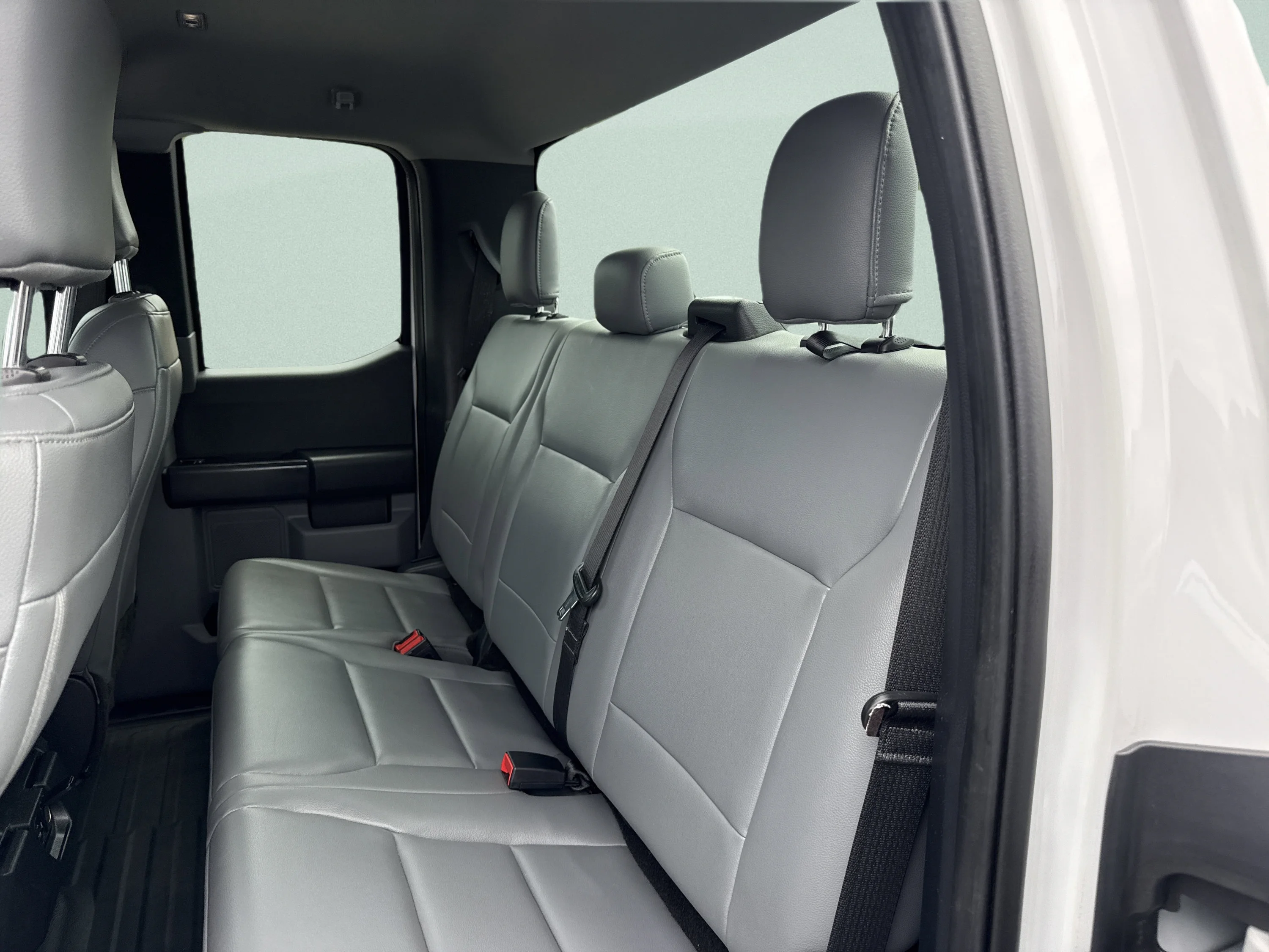 Used 2021 Oxford White Ford XL image 25