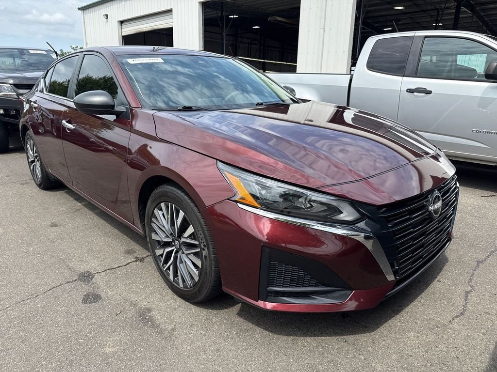 2025 Nissan Altima 2.5 SV's photo