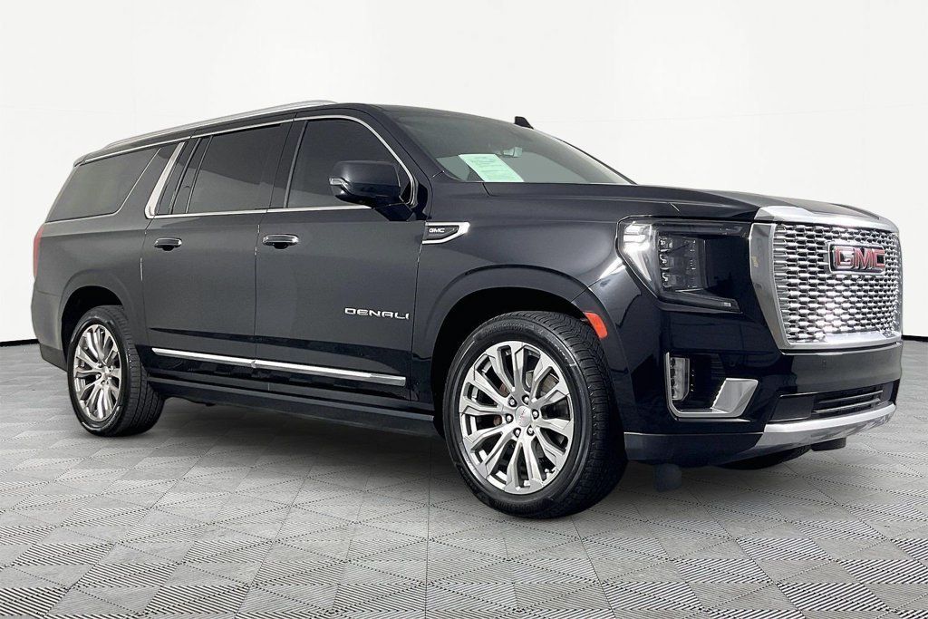 Used 2022 Black GMC Denali image 3