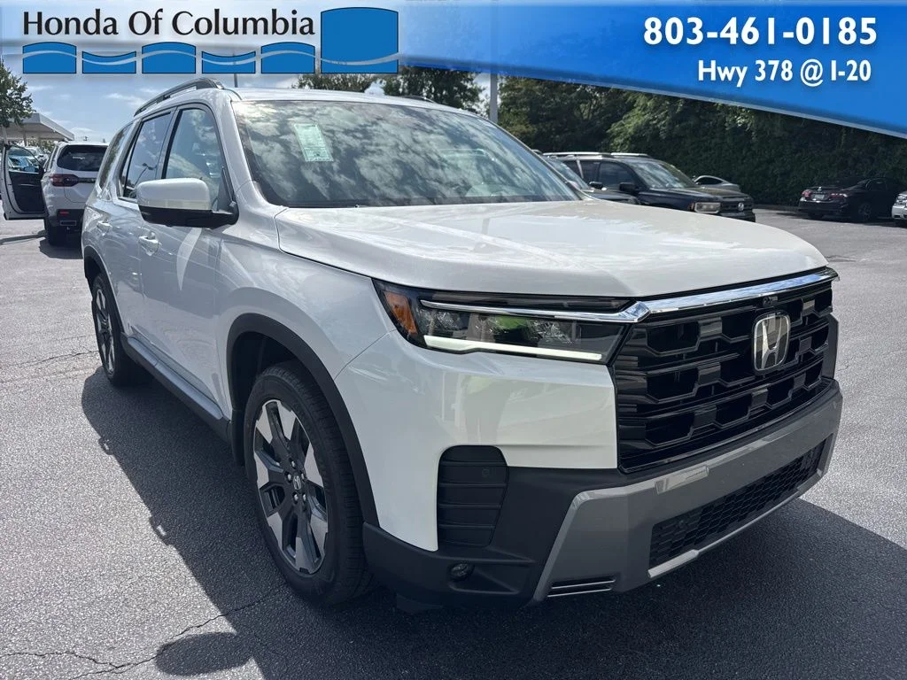 2026 Honda Pilot Touring AWD's photo