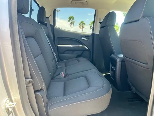 Used 2018 QUICKSILVER METALLIC GMC 2WD SLE image 23