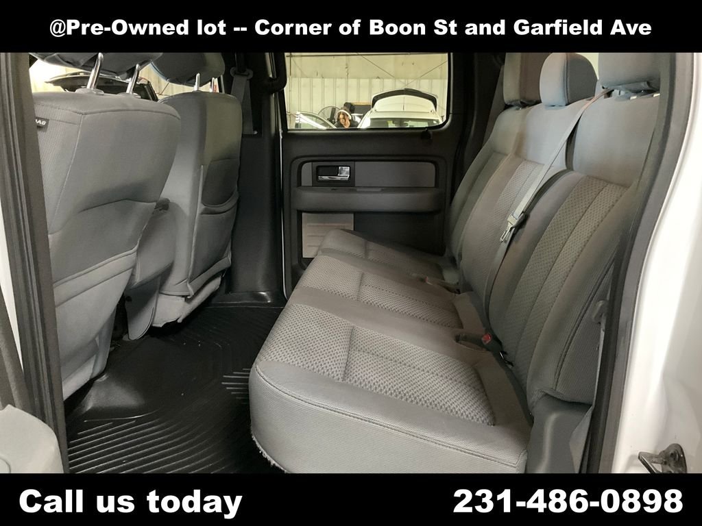 Used 2014  Ford XL image 27