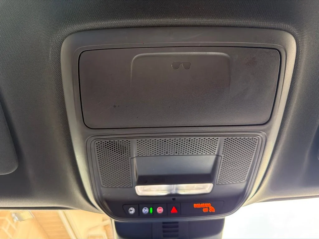 Used 2025 Gray Chevrolet Z71 image 16