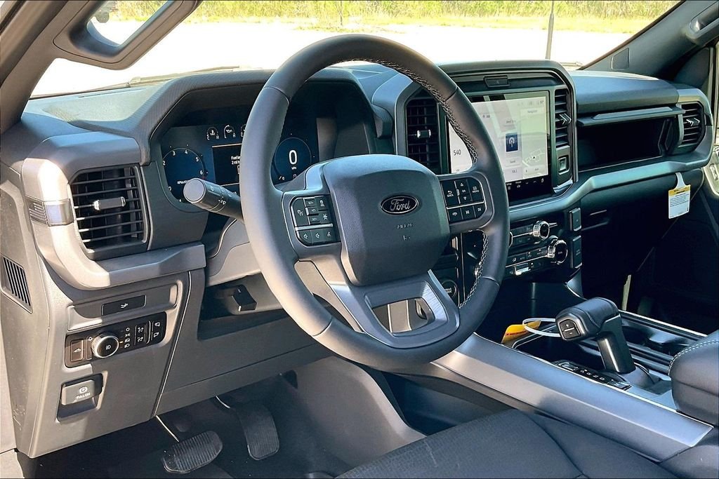 New 2026 Ford F-150 XLT 4D SuperCrew