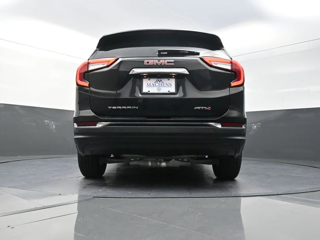 Used 2022 Black GMC AT4 image 29
