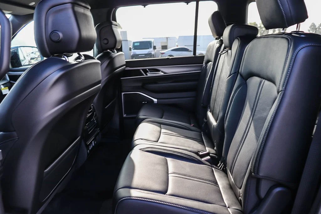 New 2026 Black Jeep Limited Altitude image 22