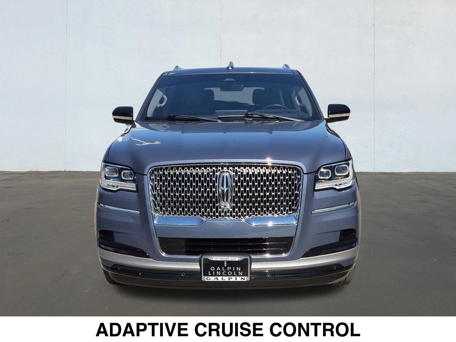 Used 2023 Blue Lincoln Reserve image 2