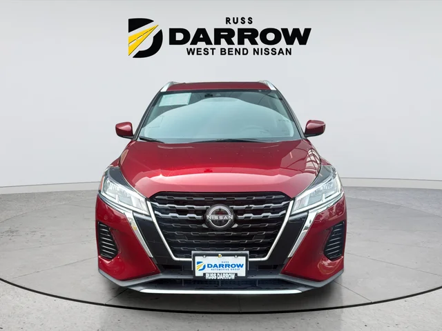 Used 2023 Red Nissan SV image 8
