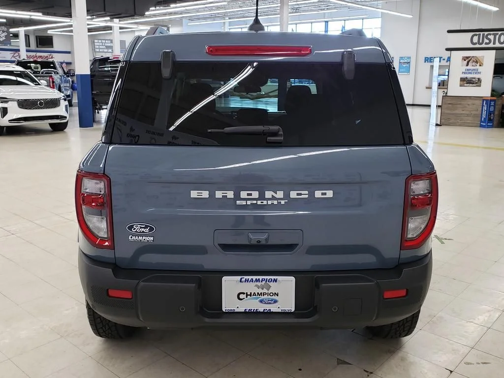 New 2026 Azure Gray Metallic Tri-Coat Ford Big Bend® image 7