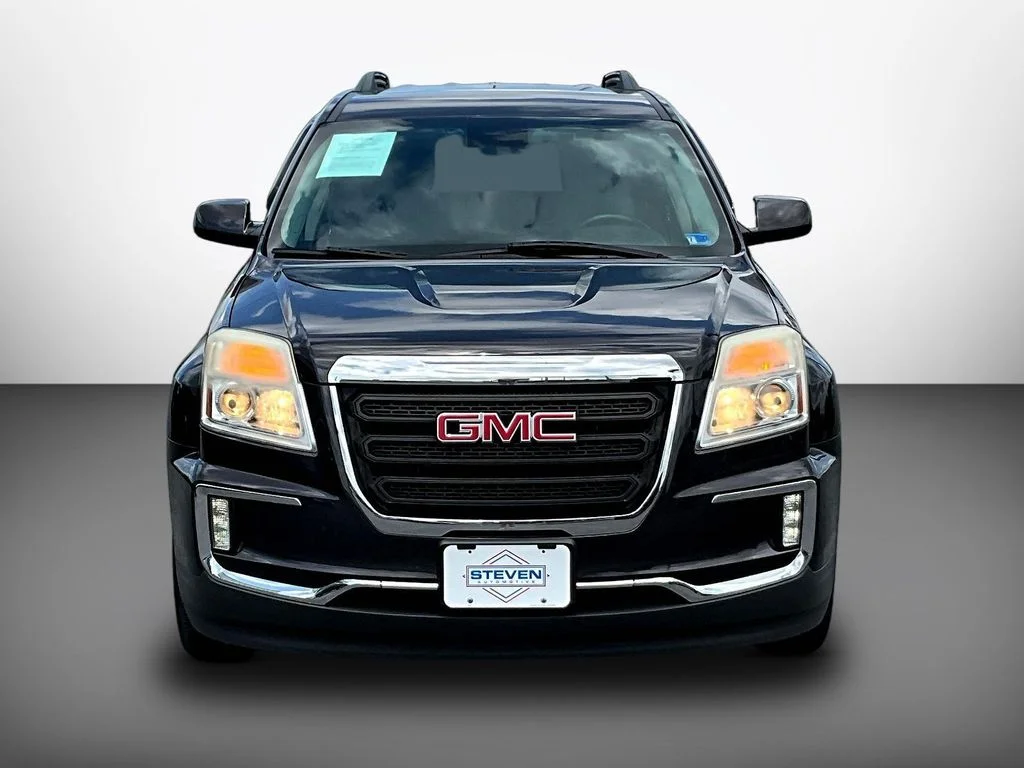 Used 2016 Silver GMC SLE-2 image 2