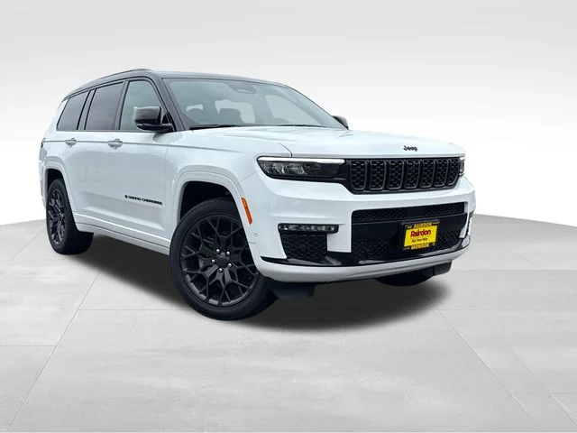 2025 Jeep Grand Cherokee L Summit Reserve 4x4's photo