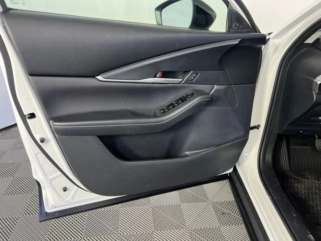 New 2026 Snowflake White Pearl Mazda 2.5 S Aire Edition image 15