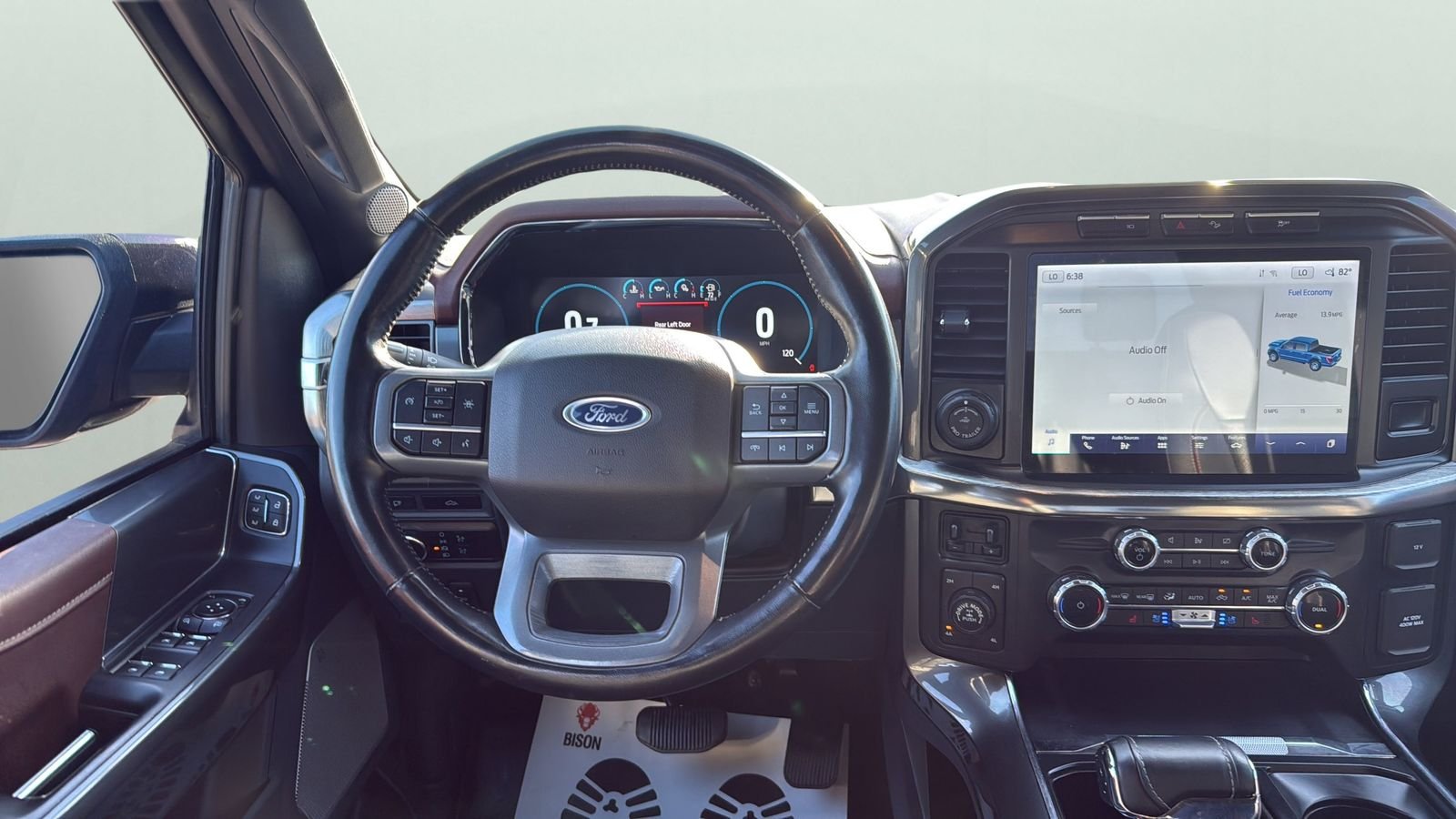 Used 2022 Black Ford Lariat image 40