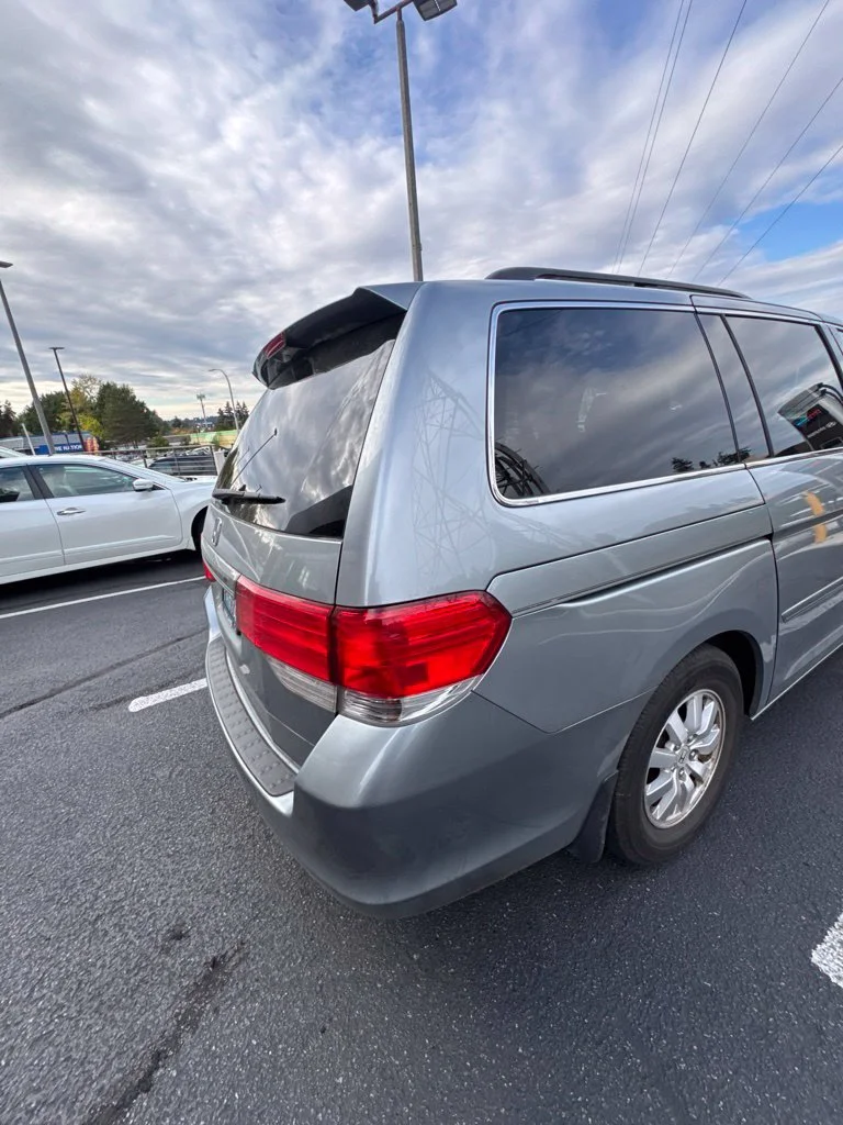 Used 2010 Silver Honda EX-L image 12