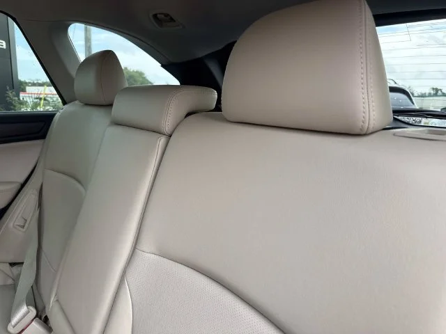 Used 2017 Green Subaru 2.5i image 14