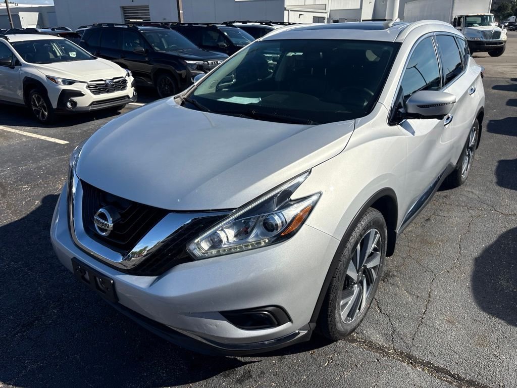 Used 2018 Silver Nissan Platinum image 6