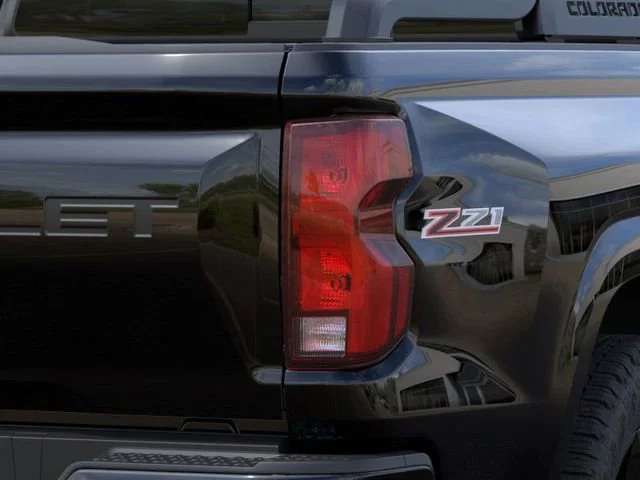 2025 Chevrolet Colorado Z71 - Photo 31