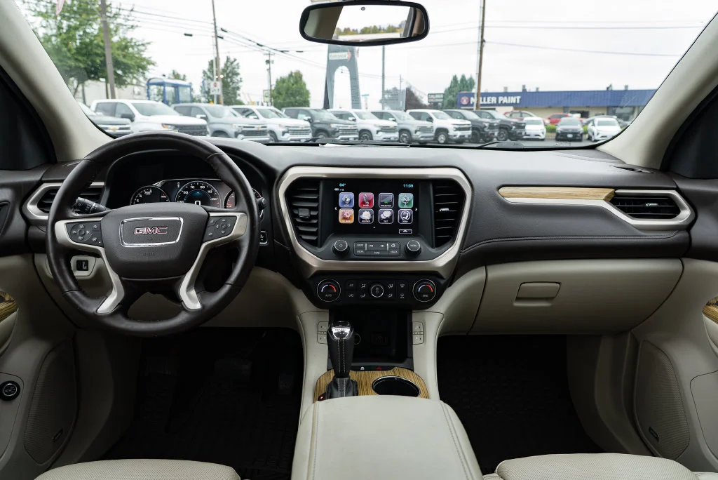 Used 2017 MINERAL METALLIC GMC Denali image 10