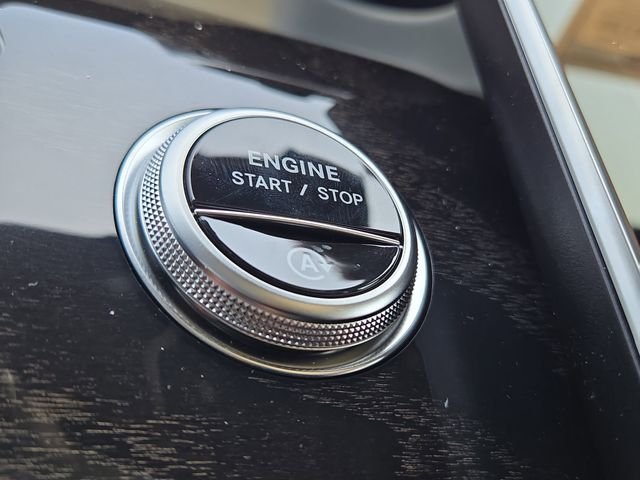 New 2026 Starling Blue Metallic Mercedes-Benz GLC300 image 11