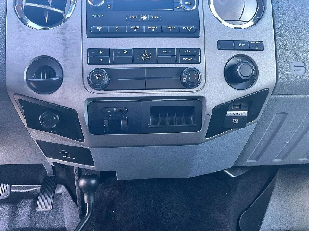Used 2016 Blue Ford XLT image 22