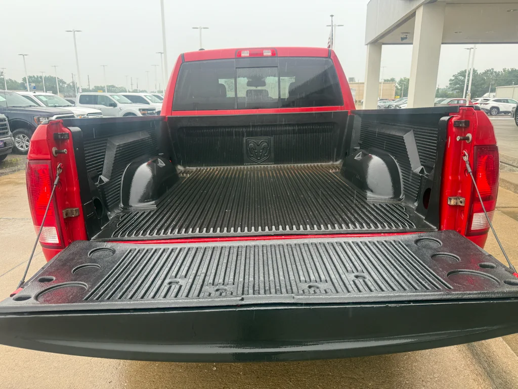 Used 2016 Flame Red Clearcoat Ram SLT image 5