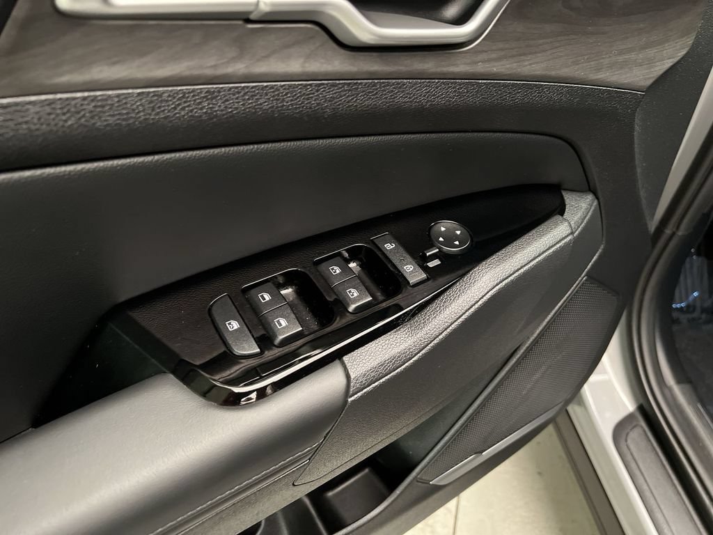 2025 Kia Sportage X-Line - Photo 13